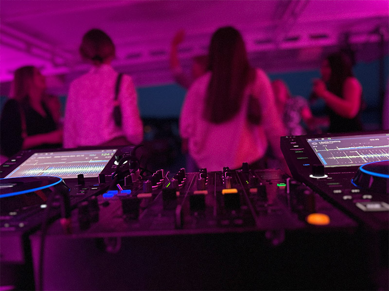 DJ Party auf einem Ausflugsschiff am Starnberger See